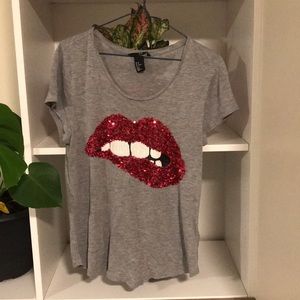 H&M tee